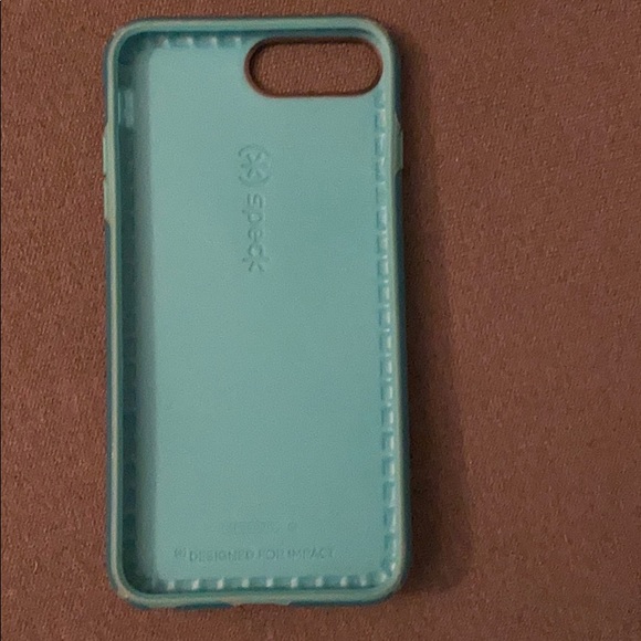 iPhone 6/7/8 plus speck case with popsocket - Picture 2 of 2